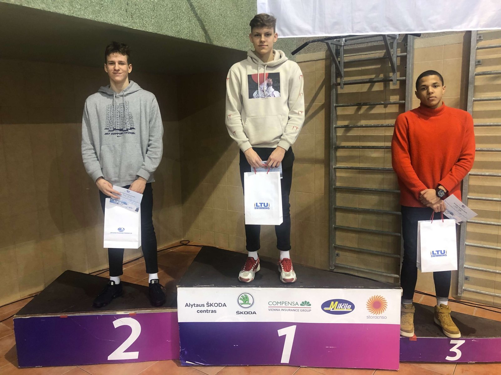 vidutiniai ilgi alytus jaunesni